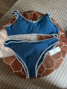 Cupshe Navy Blue Triangle Trim Bikini Set